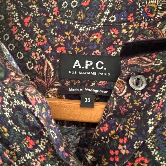 APC Blouse - Picture 2 of 5